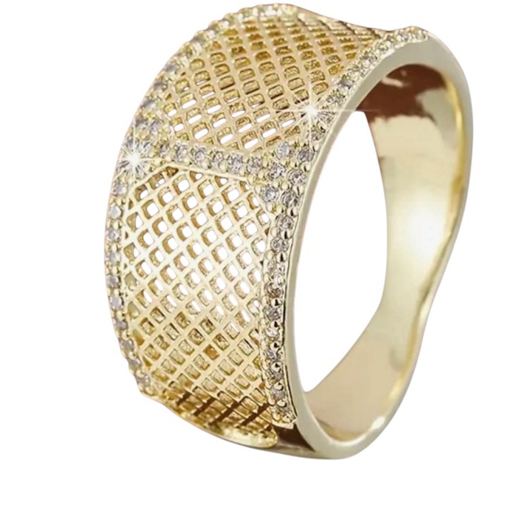 Minimalist Gold Ring Pave Crystal